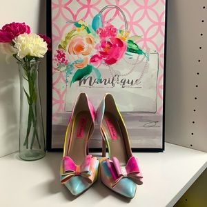 Betsy Johnson Women’s Prince Pump